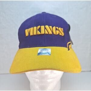 Vintage Minnesota Vikings SPL 28 NFL Hat Cap Adjustable Strapback Purple Gold